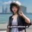 用户旅行者Mia头像，戴墨镜的旅行女生